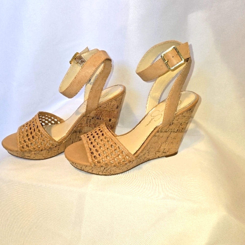 NWT Jessica Simpson Beige Sandals